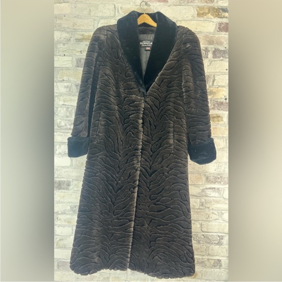 Black & Brown Faux Fur Coat - Picture 4 of 8